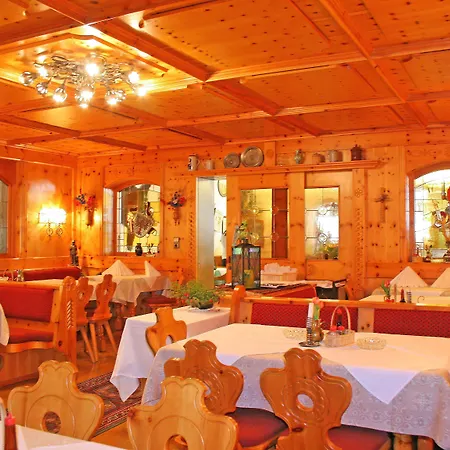 Hotel Kajetansbruecke