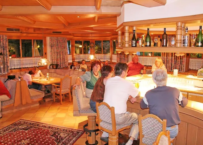 Kajetansbruecke Hotel 3*