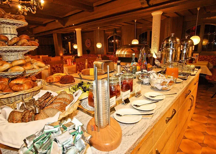 Otel Kajetansbruecke 3*