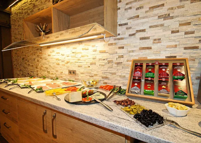 Kajetansbruecke Hotel