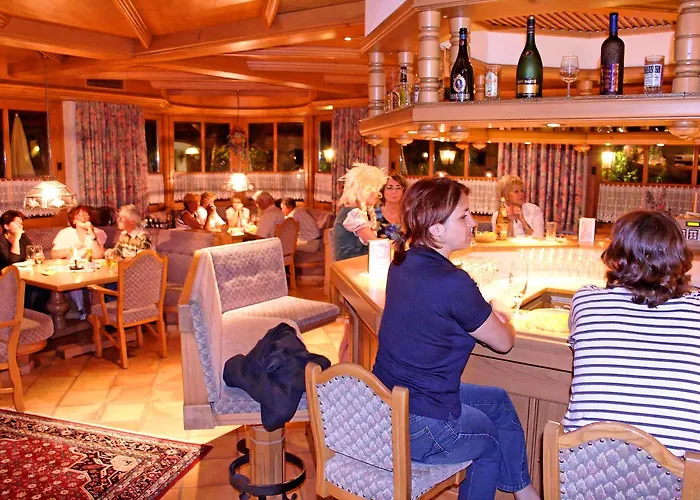 Hotel Kajetansbruecke 3*