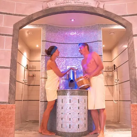 Kajetansbruecke מלון