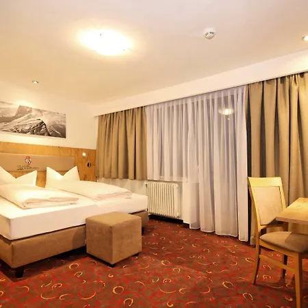 Kajetansbruecke פונדס