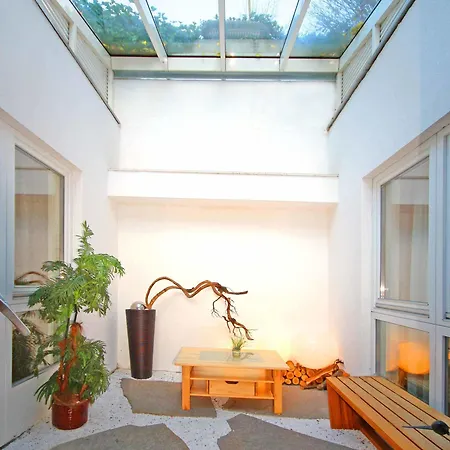 Kajetansbruecke 3* פונדס