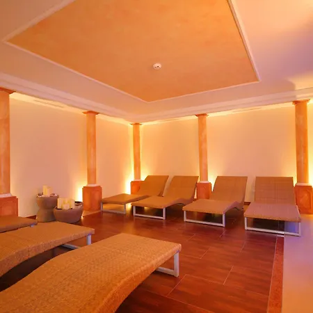 מלון Kajetansbruecke פונדס