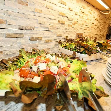 Kajetansbruecke פונדס