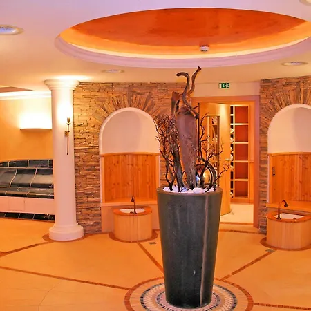 Kajetansbrucke Hotel Pfunds