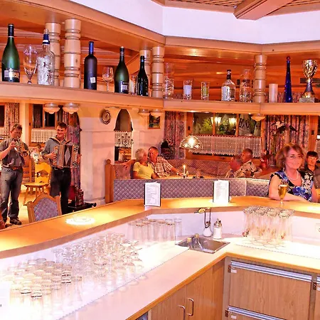 Kajetansbrucke 3*