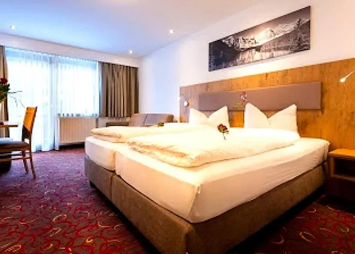 酒店 Kajetansbruecke 3*