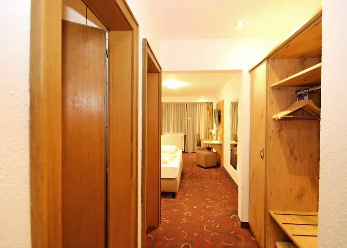 Kajetansbruecke 普范德斯