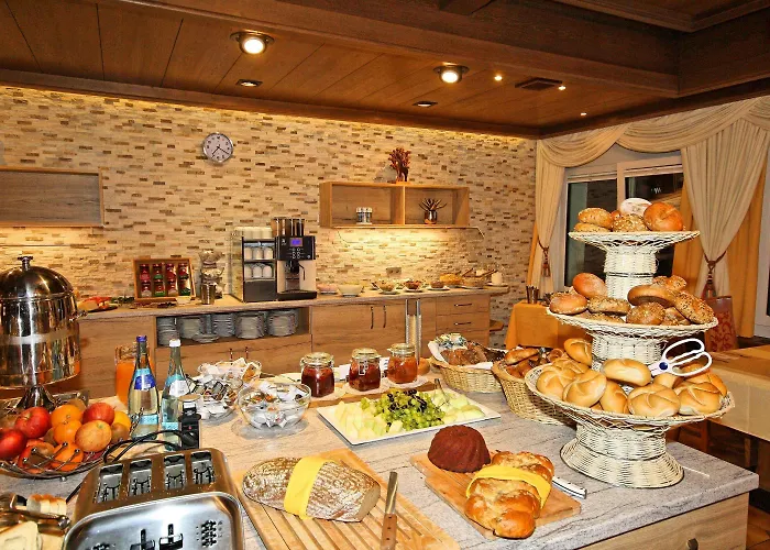 Kajetansbruecke 酒店 普范德斯